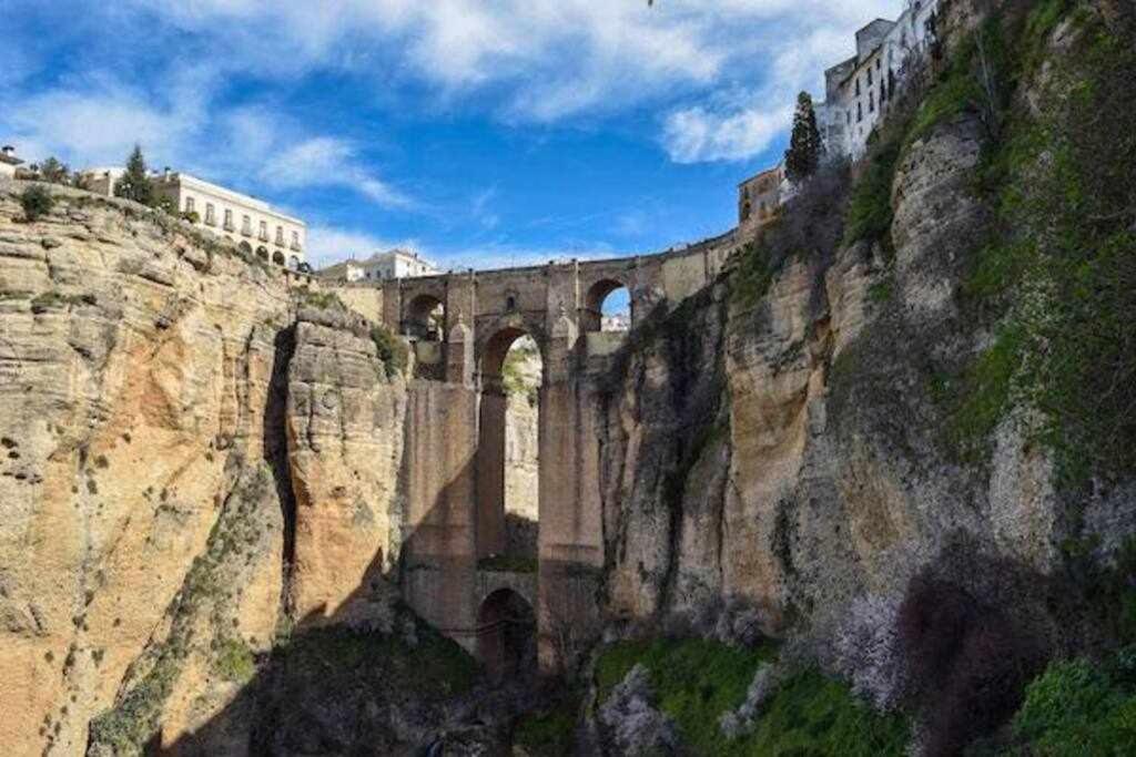 III Apartamentos Morales & Arnal Acogedor Y A 450M Ronda Buitenkant foto